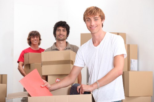 Choosing the right removal van in Guildford for moving day